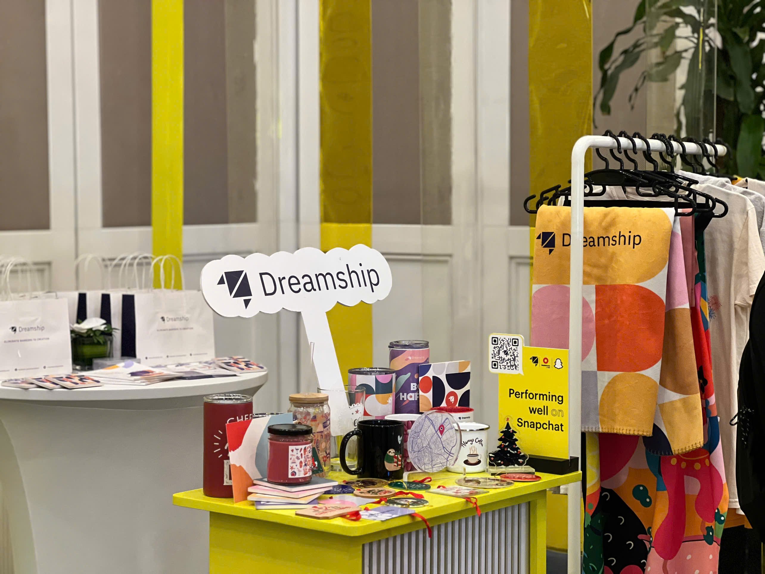 Snapchat x Dreamship: Kênh quảng cáo mới cho doanh nghiệp print on demand